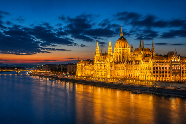 Parlement de Budapest — city break SAMATRIP